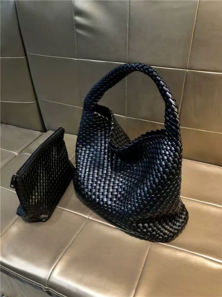 $85.98 SUPREME BAG